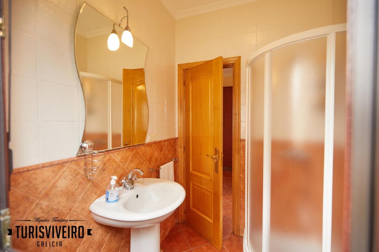 Casa En La Playa De Area Con Finca Privada Viveiro Luaran gambar