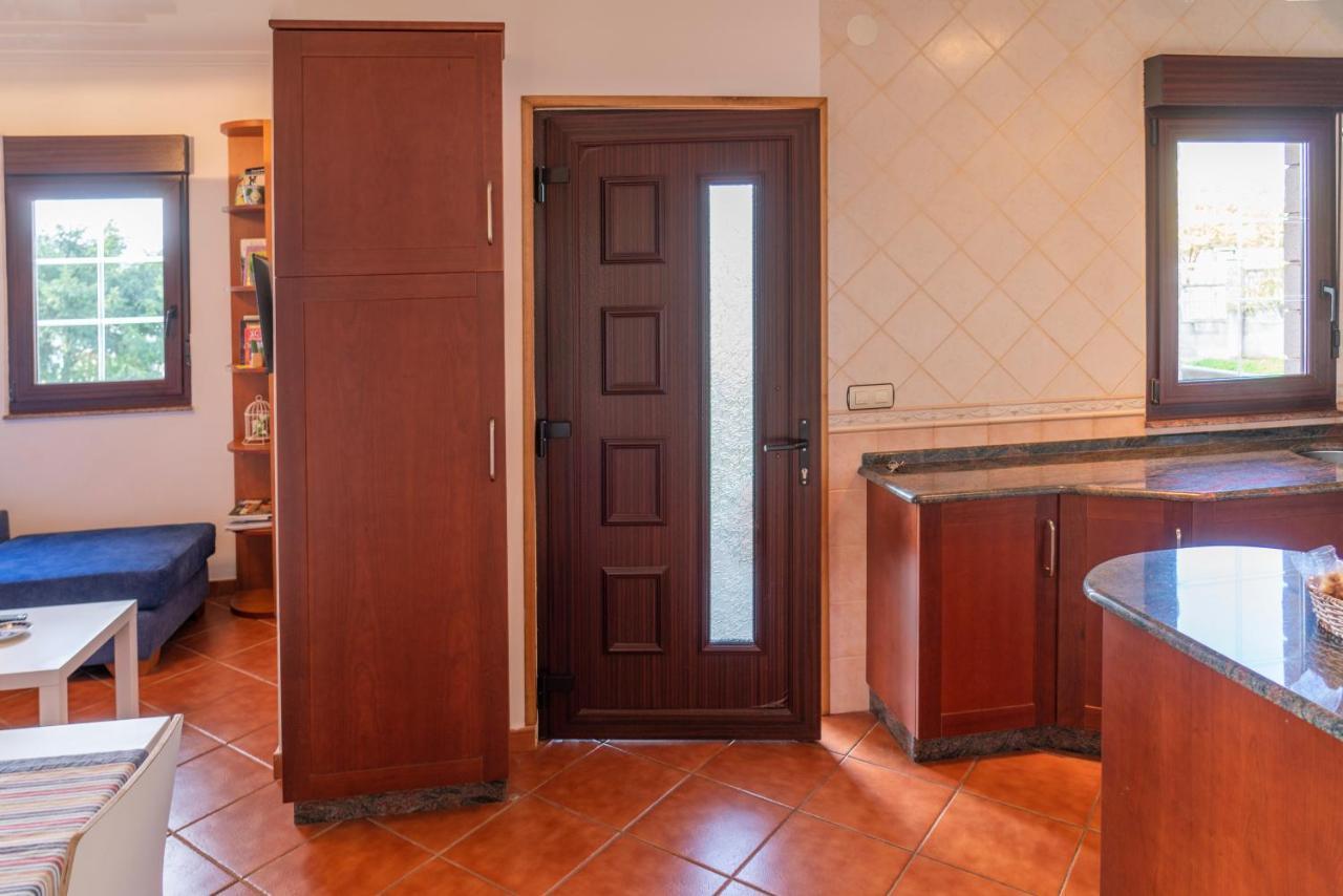Casa En La Playa De Area Con Finca Privada Viveiro Luaran gambar